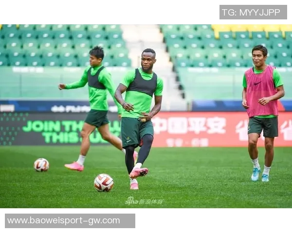 北京国安海口冬训首场队内教学赛圆满举行全队积极备战新赛季